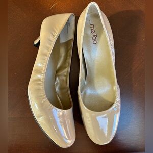 …me Too Winoma Beige Heels